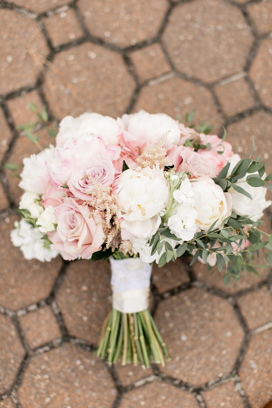 light blush peony wedding bouquet