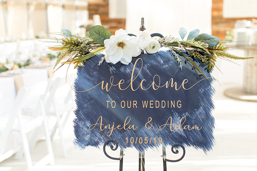 DIY modern wedding welcome sign 