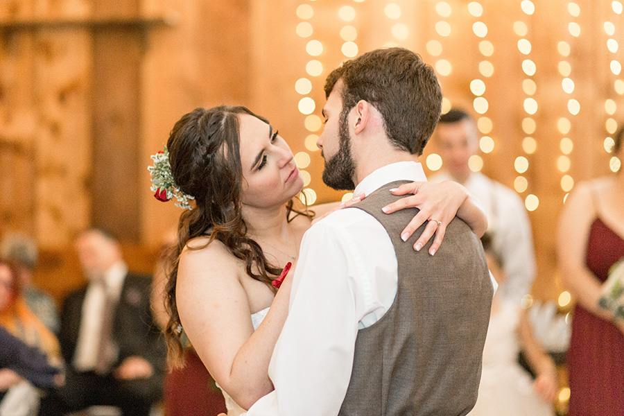 bride and groom's first wedding dance at Turkey Trac Farms