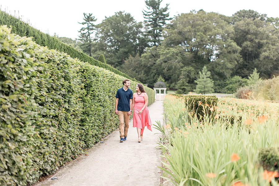 summer engagement session at longwood gardens