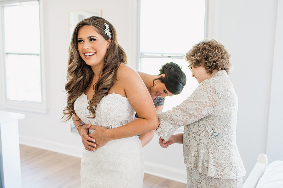 bride getting ready before the wedding at Kent Manor Inn